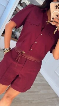 Shorts Alfaiataria Eliana Com Pala E Cinto Fino Couro Eco