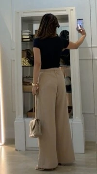 Blusa Cachequer Suplex Mangas Curtas Renata Decote V