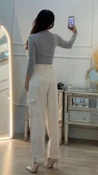 Blusa Tricot Decote V Ashley Mangas Longas