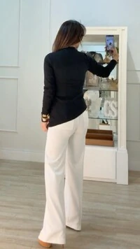 Blusa Cacharrel Elaine Barrado Assimétrico Com Pedrarias