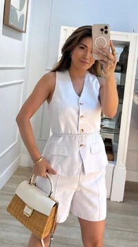 Shorts Milena Cos Transpassado Com Botão Bicolor