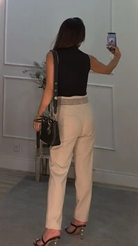 Calça Alfaiataria Melody Com Detalhe De Tweed Na Pala