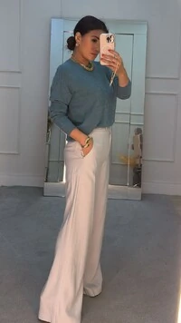 Calça Pantalona Carmen Com Botão Prata Texturizado