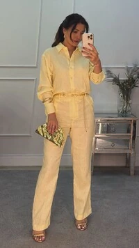 Calça Pantalona Karen Linho Bolsos Faca