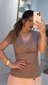 Blusa Cachequer Suplex Mangas Curtas Renata Decote V