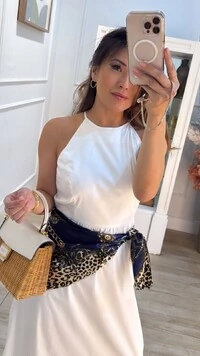 Lenço Acetinado Estampado Detalhe Em Animal Print