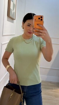 Blusa De Malha Bruna Mangas Curtas