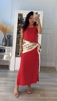 Vestido Longo Cavada Megan Fendas Laterais