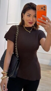 Blusa Tricot Canelado Assimétrica Catherine