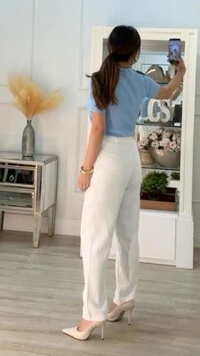 Blusa Tricot Nervuras Ellie Decote V E Mangas Curtas