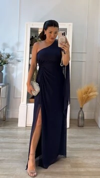 Vestido Longo Tule Taty Ombro Único Decote Assimétrico