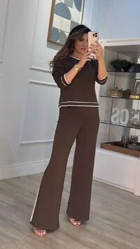 Conjunto Tricot Ingrid Blusa Mangas Longas E Calça Faixa Lateral