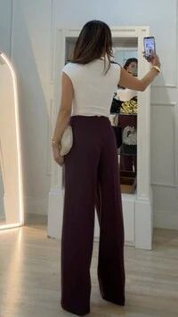 Blusa Manga Japonesa Olivia Com Franzido No Ombro