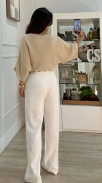 Calça Pantalona Marie Botões Duplos Resinados Com Brilho