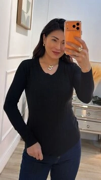 Blusa Tricot Isis Texturas Na Horizontal E Trançados Frontais