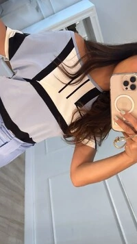 Blusa Ampla Malha Listrada Tricolor Eloise
