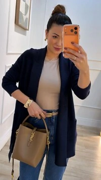 Cardigan Tricot Melina Detalhe Canelado E Bolsos Quadrados