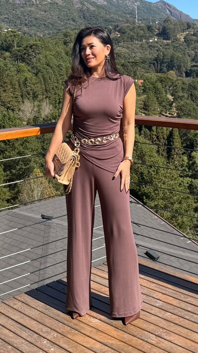 Foto Conjunto Malha Cris Blusa Assimétrica & Calça Pantalona