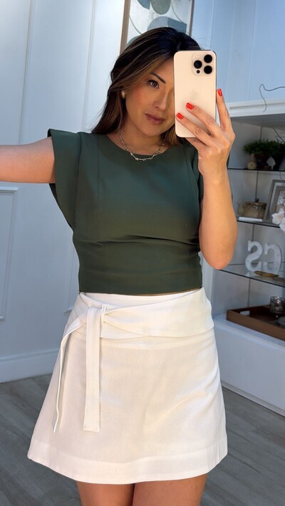 FotoCropped Alfaiataria Camila Posterior Com Botões Duplos Em Espiral