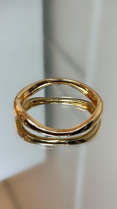 Foto Bracelete Fino Ondulado