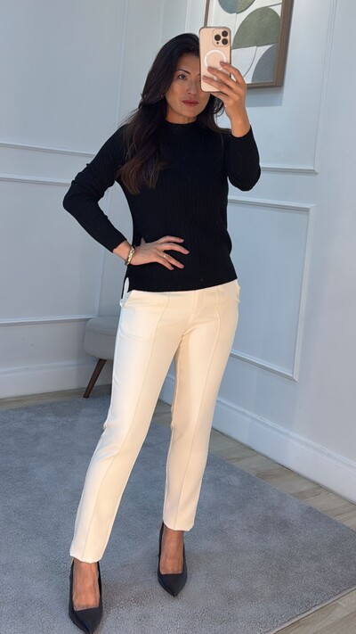 Foto Blusa Cacharrel Tricot Alyce Detalhes Ondulados Frontais E Mangas Caneladas