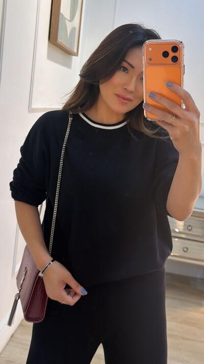 FotoBlusa Tricot Jessica Detalhe Listrado Na Gola