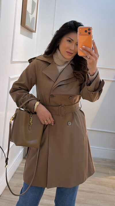 FotoCasaco Trench Coat Martingalê Nos Punhos Grazi Cinto Fivela Retangular