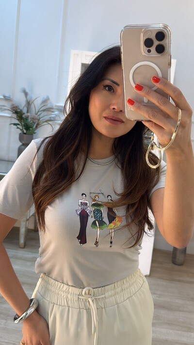 FotoT-Shirt Estampa 3 Mulheres Escrita Glamorous