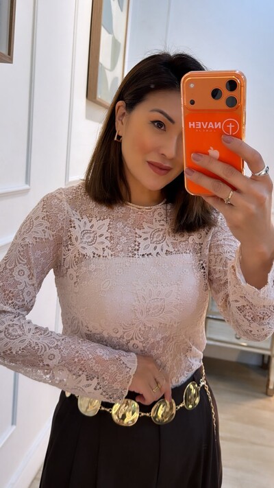 FotoBlusa De Renda Diana Com Top
