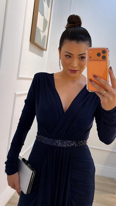 FotoVestido Longo Mangas Longas Jamile Cinto De Paetê