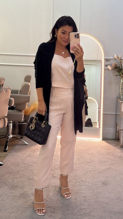 Foto Cardigan Alessia Detalhes Canelados E Bolsos Frontais