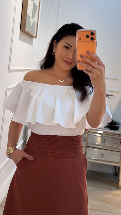 FotoBlusa Ombro À Ombro Clara Detalhe Sobreposição