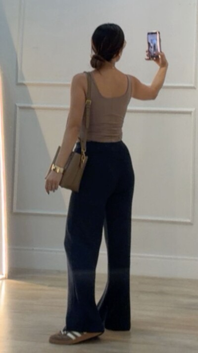 FotoCalça Pantalona Tricot Natasha Pala Larga