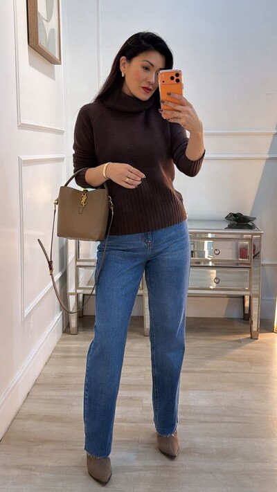 Foto Blusa Tricot Gola Rolê Sandra Nervuras Caneladas Na Horizontal