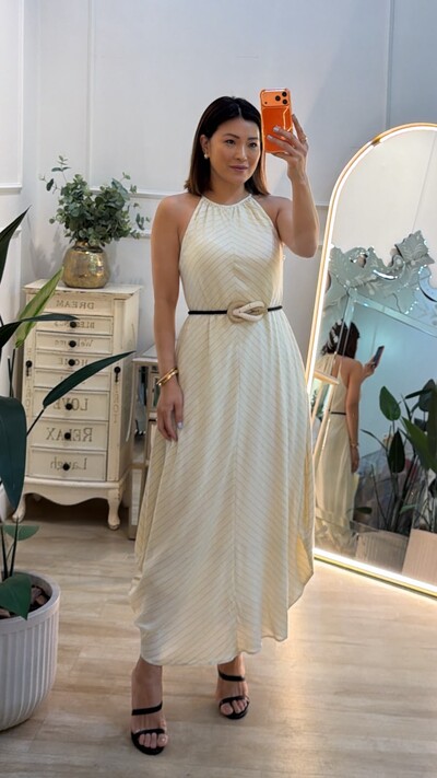 Foto Vestido Midi Cavado Risca De Giz Aurora Com Cinto Corda