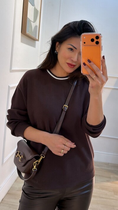 FotoBlusa Tricot Jessica Detalhe Listrado Na Gola