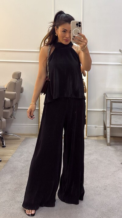 Foto Conjunto Plissado Nani Blusa Cava Americana & Calça Pantalona