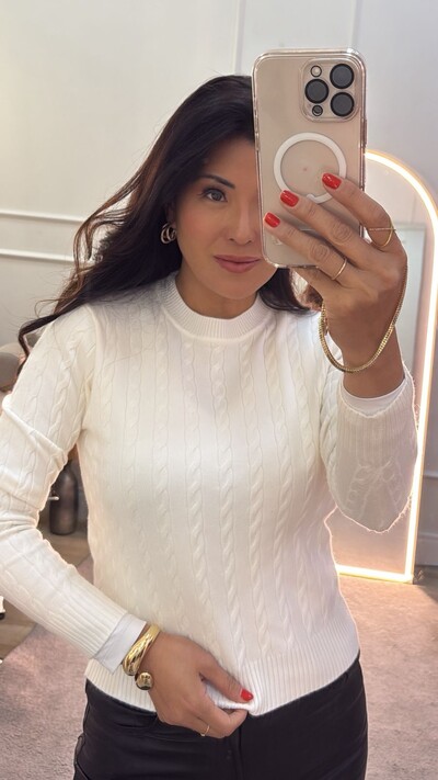 FotoBlusa Tricot Nervuras E Tranças Natalie Mangas Longas