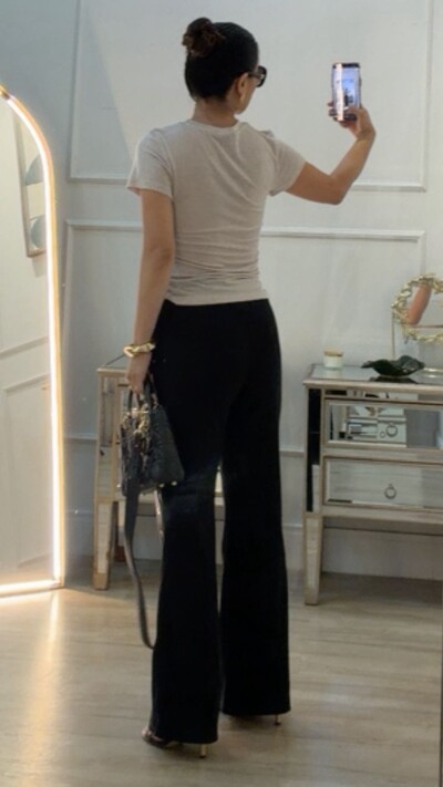 FotoCalça Pantalona Texturizada Amanda Com Bolsos Faca