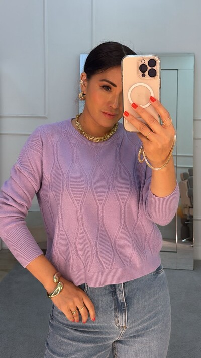 FotoBlusa Tricot Adriana Losangos Texturizados Com Detalhes Trançados