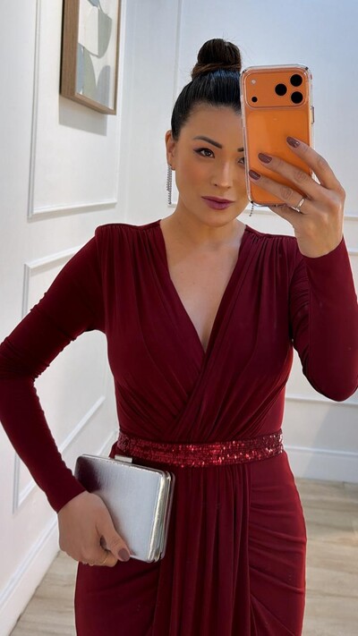 FotoVestido Longo Mangas Longas Jamile Cinto De Paetê