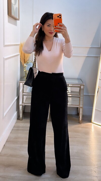 Foto Blusa Tricot Decote V Ashley Mangas Longas