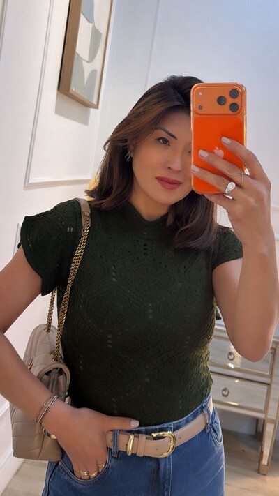 Foto Blusa Tricot Com Entremeios Gola Alta Sandy Punhos E Barrado Ondulados