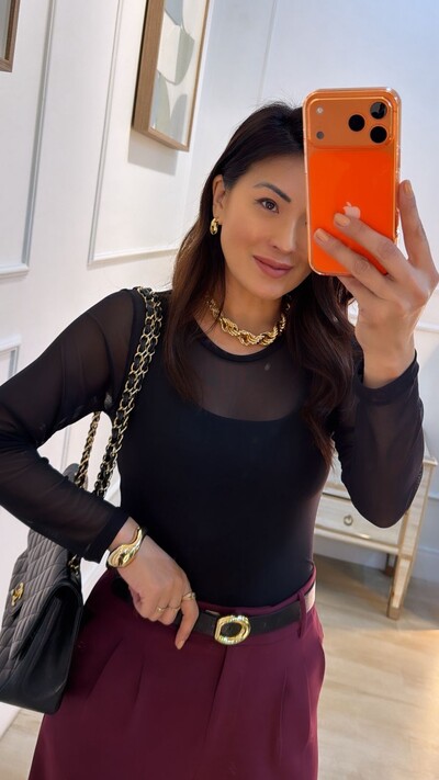 Foto Blusa Tule Gola Canoa Valéria Mangas Longas