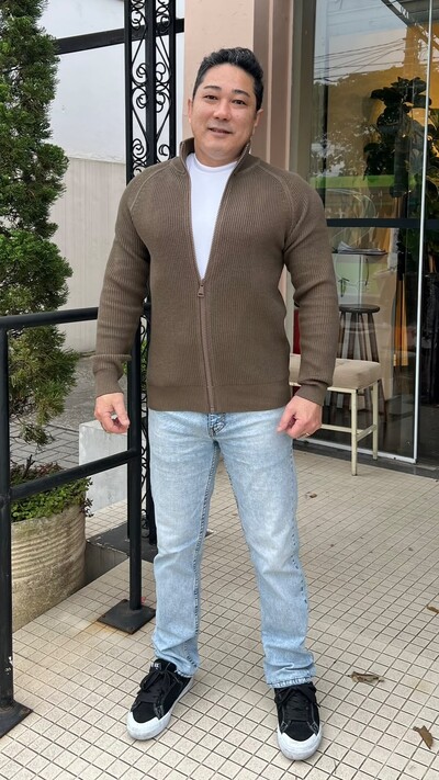 Foto Suéter Tricot Pedro Gola Alta Zíper Frontal
