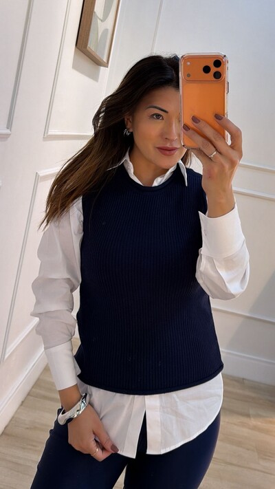 FotoBlusa Colete Tricot Canelado Halley Detalhe Gola Enrolado