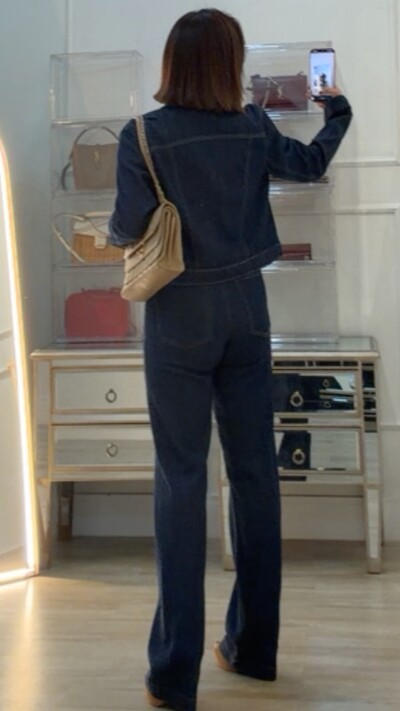 Foto Calça Pantalona Jeans Carla Cinto Fino