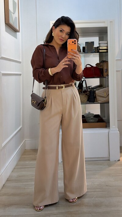 Foto Maxi Camisa Detalhe De Pregas Nos Punhos E Posterior