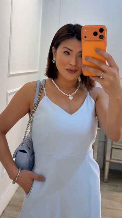 Foto Vestido Midi Evasê Decote V Soraya Bolsos Frontais