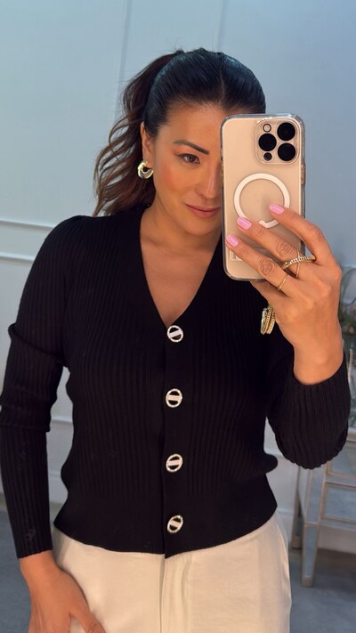 FotoCardigan Curto Tricot Marina Canelado Com Botão Cravejado Vazado